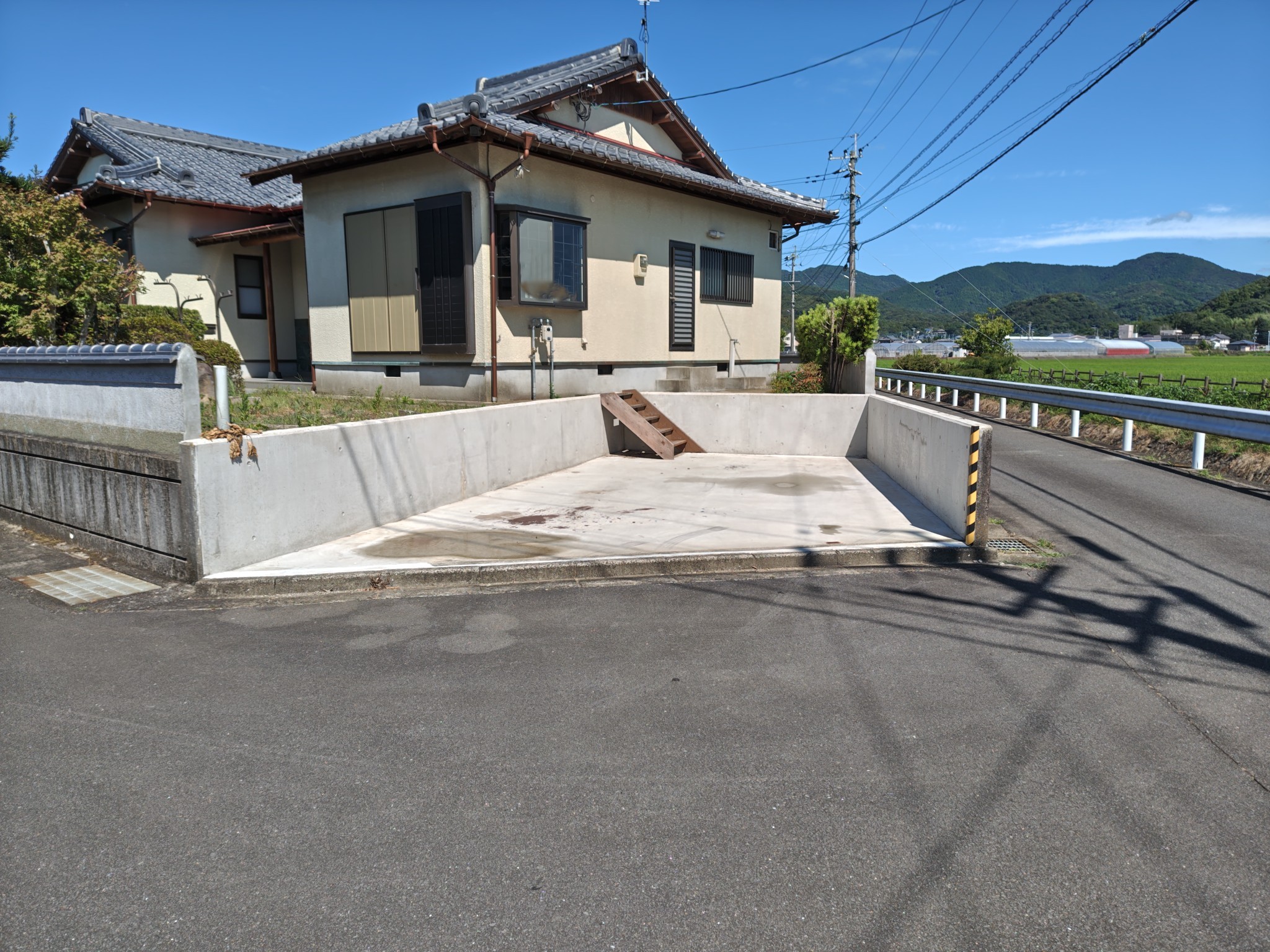 飯盛町貸家
