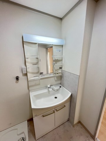 洗面設備　同物件、別号室の写真です。