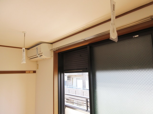 セキュリティ　★防犯シャッター＆室内物干しフック★