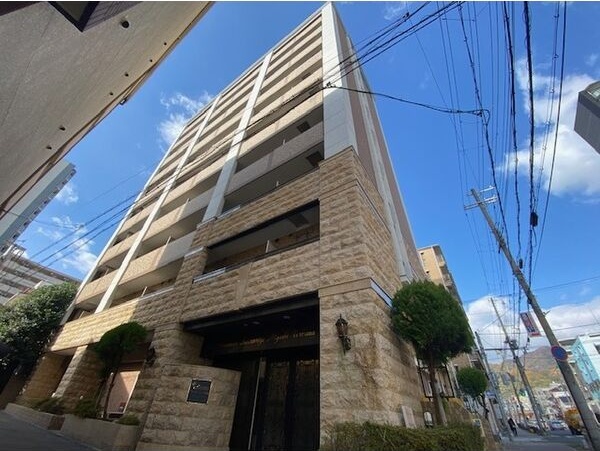 建物外観　外観は落ち着いています