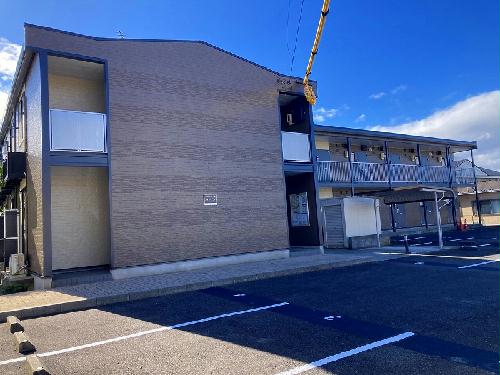 建物外観　WI－FI光インターネット環境完備。カードキー採用。