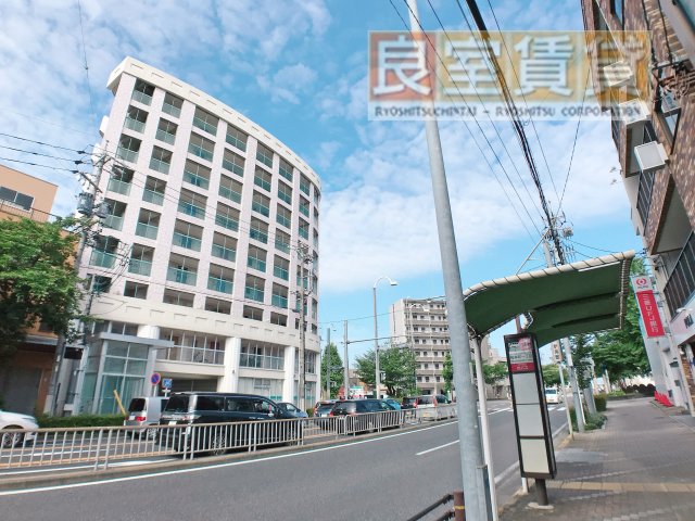 名古屋市南区桜本町のマンションの建物外観