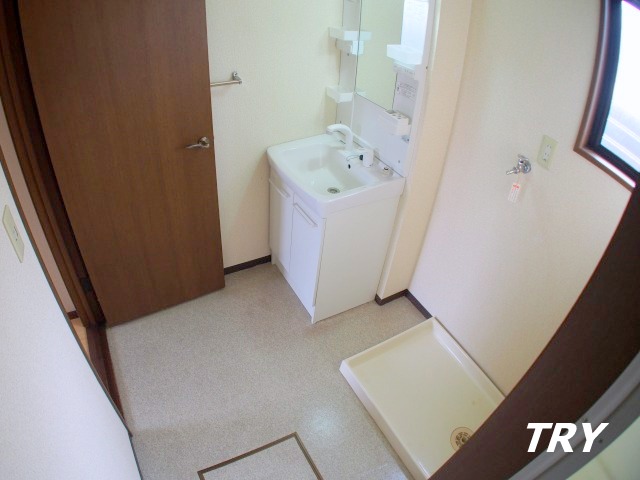 洗面設備　ゆとりの洗面室、シャンプードレッサー！