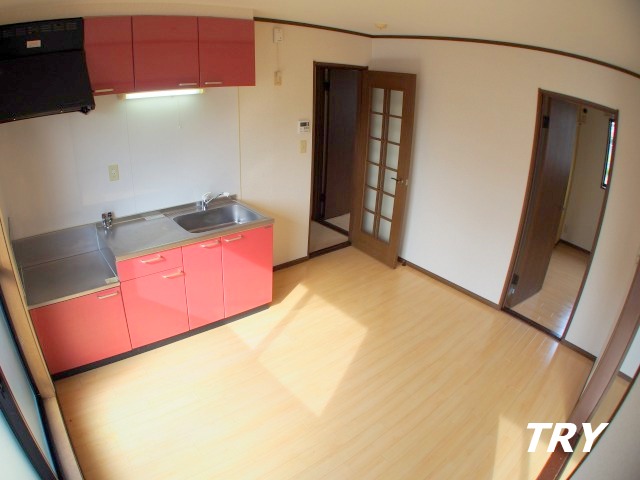 居室・リビング　明るいダイニング！