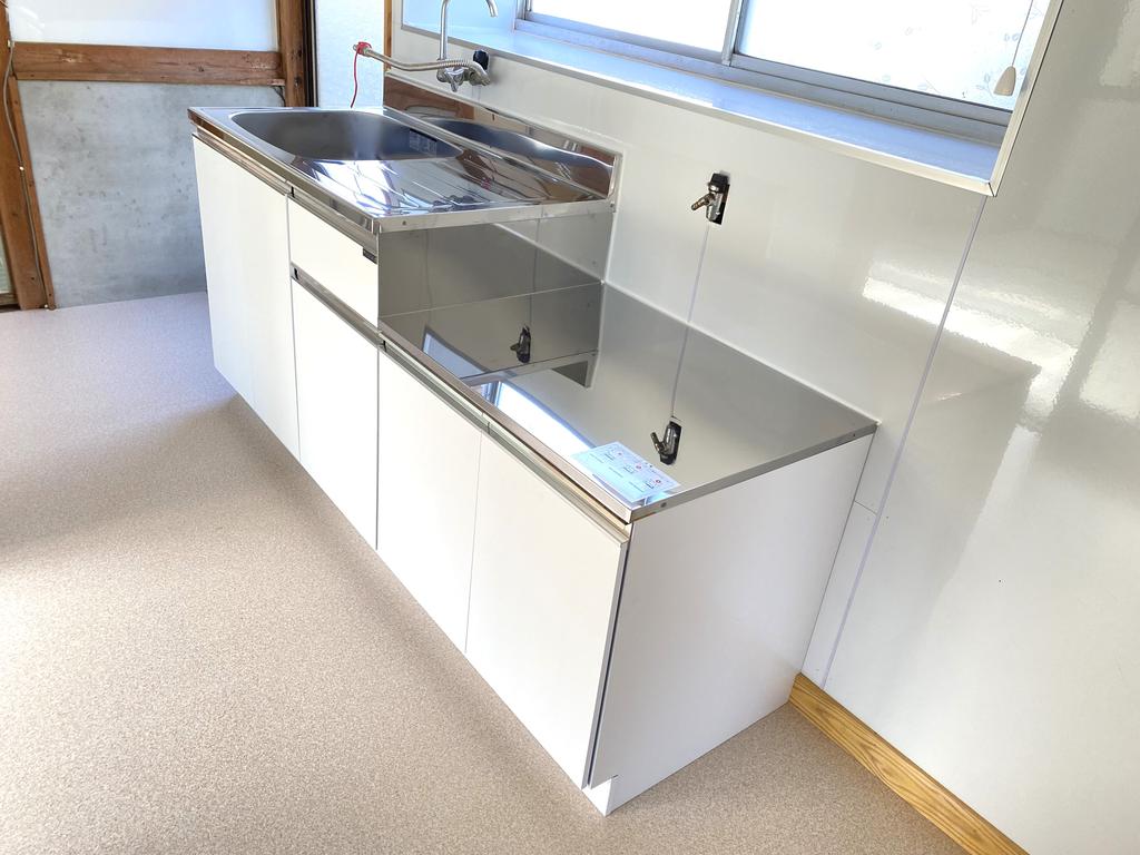 キッチン　室内は他部屋の参考写真です