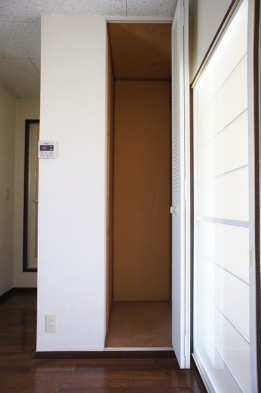 収納　図面と現状に相違がある場合には現状を優先