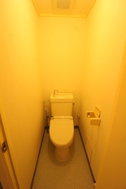【茨木市末広町のマンションのトイレ】