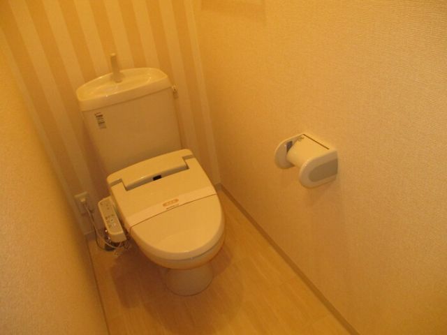 【スプリングフォレスト　Bのトイレ】