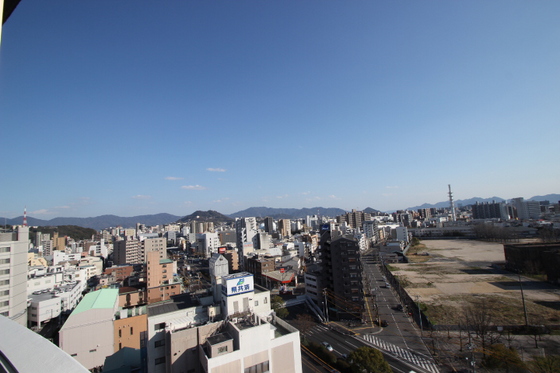 【広島市中区竹屋町のマンションの眺望】