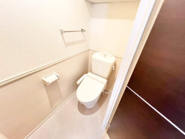トイレ　※別部屋参考写真