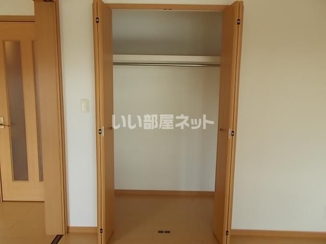 【クレール　IIIの収納】