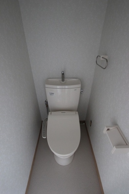 トイレ　写真は別部屋のものです。