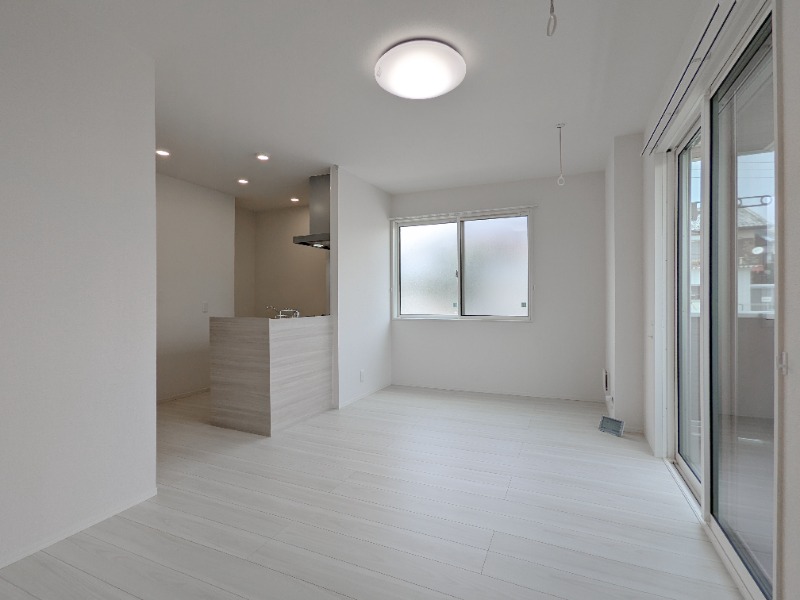 居室・リビング　図面と現状に相違がある場合には現状を優先