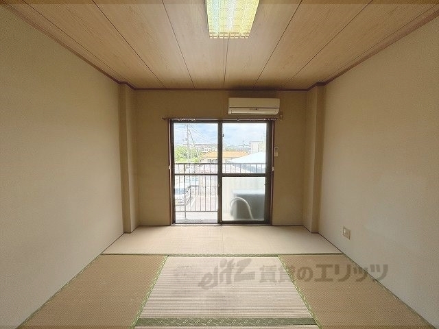 居室・リビング　和室