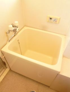 バス・シャワールーム　ゆったり過ごせるお風呂です