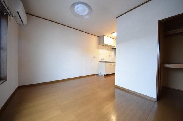 居室・リビング　洋室