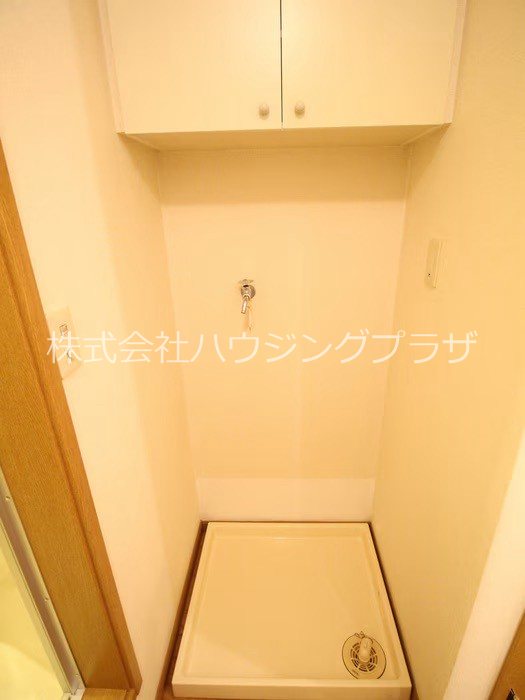 洗面設備　洗濯機置き場