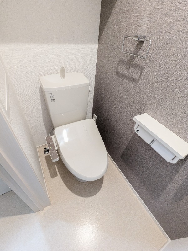 トイレ　図面と現状に相違がある場合には現状を優先