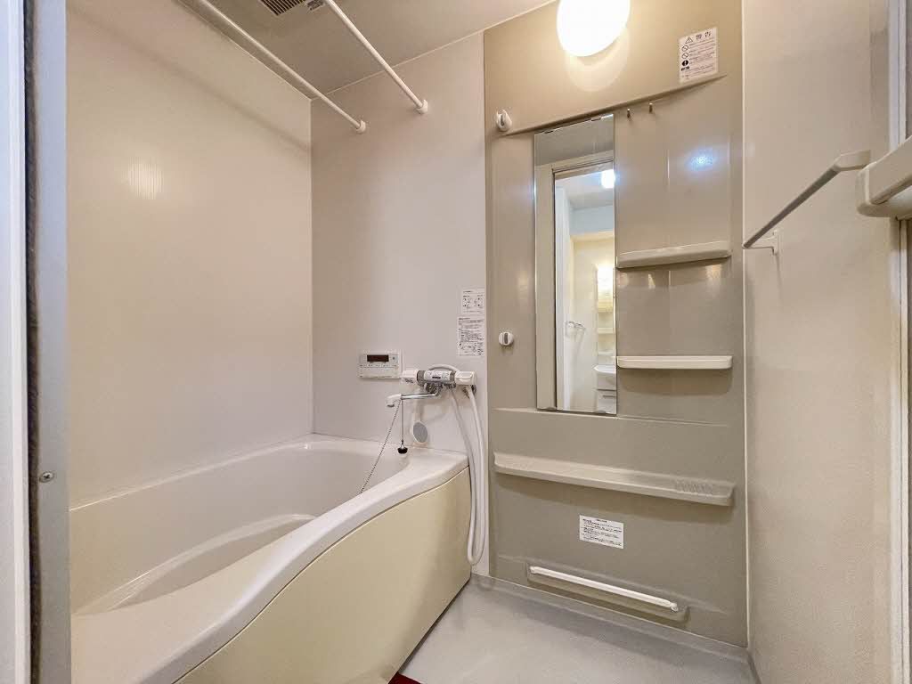 バス・シャワールーム　浴室