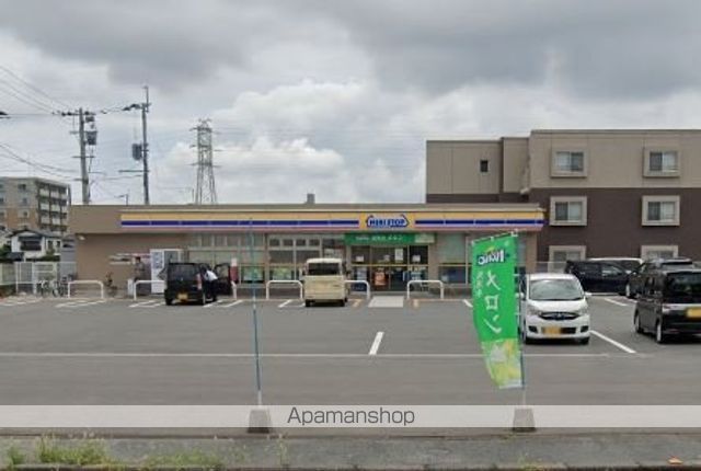 コンビニ　ミニストップ（コンビニ）まで668m