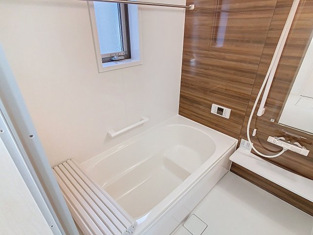 バス・シャワールーム　2025年12月撮影※現況を優先します。