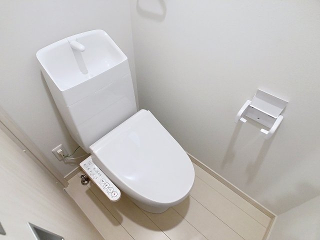 トイレ　2025年12月撮影※現況を優先します。