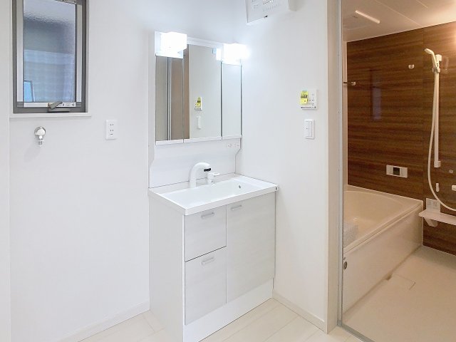 洗面設備　2025年12月撮影※現況を優先します。