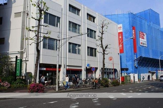 銀行　（株）三菱ＵＦＪ銀行／武蔵新城支店（銀行）まで2002m