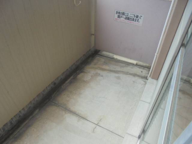 バルコニー　バルコニー