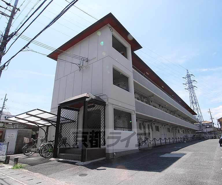 建物外観　全戸南向きの、日当たりのいいマンション