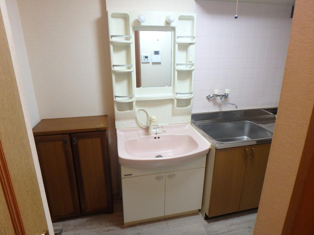 洗面設備　同型イメージ