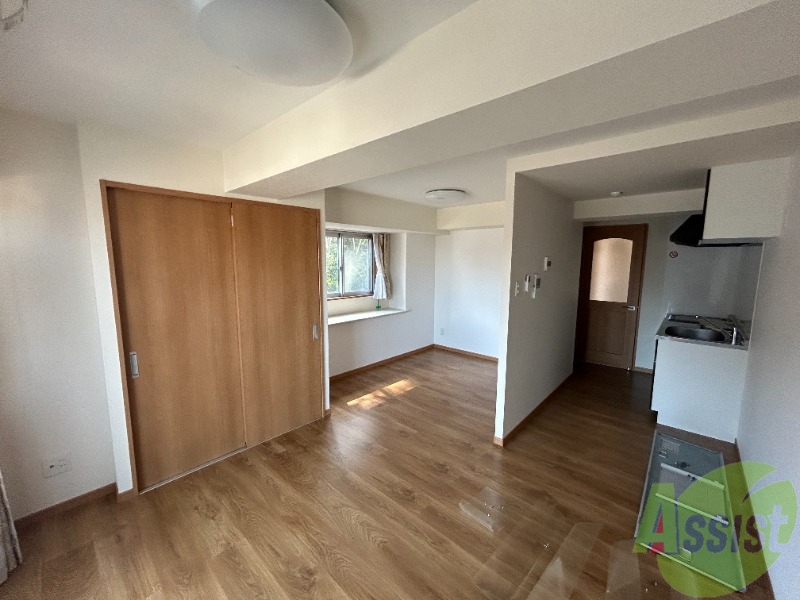 居室・リビング　綺麗な洋室のお部屋です。明るくていいですね。