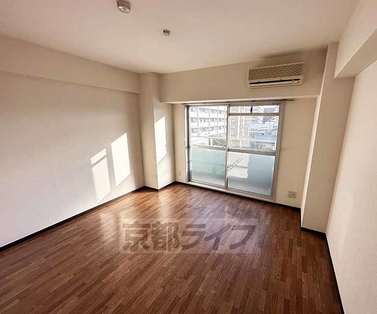 居室・リビング　近隣施設充実