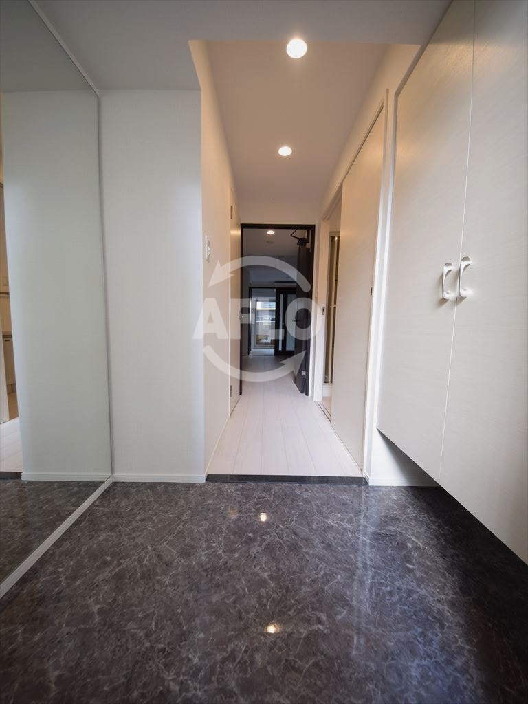 玄関　レオンコンフォート本町東II　玄関スペース