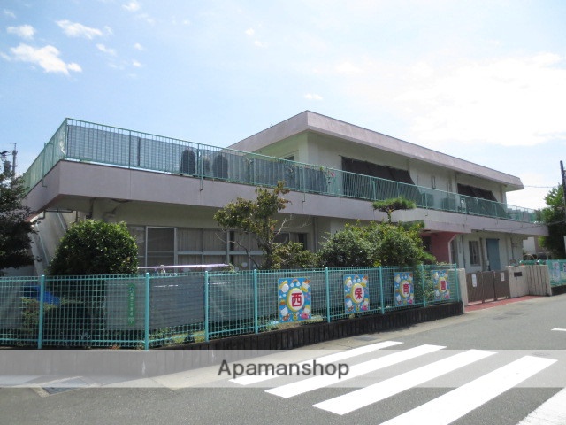 幼稚園・保育園　西保育園（幼稚園・保育園）まで372m