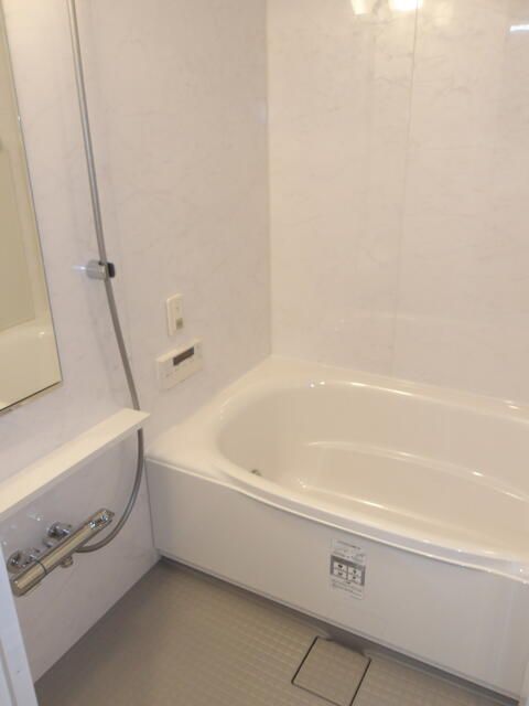 バス・シャワールーム　別室参考画像です。