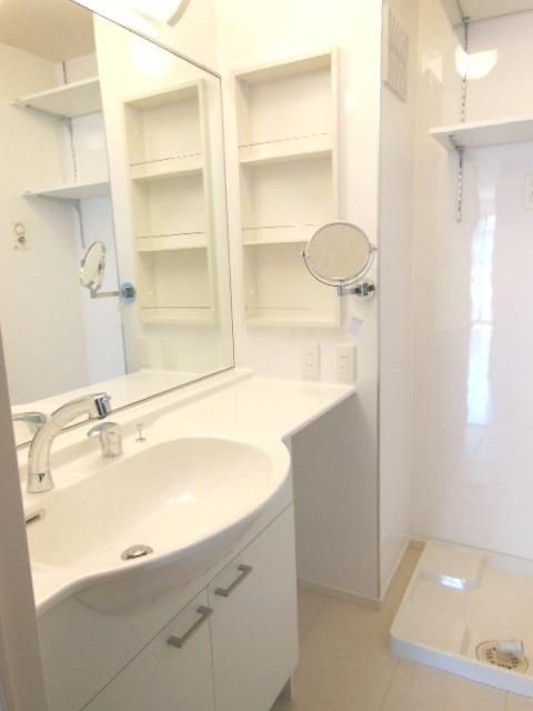 洗面設備　☆忙しい朝の強い味方独立洗面台☆