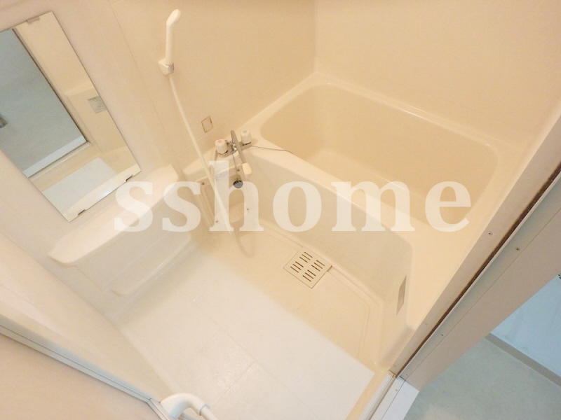 バス・シャワールーム　清潔感のある浴室☆