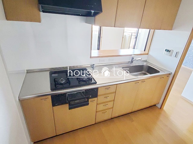 キッチン　3口コンロ付システムキッチン