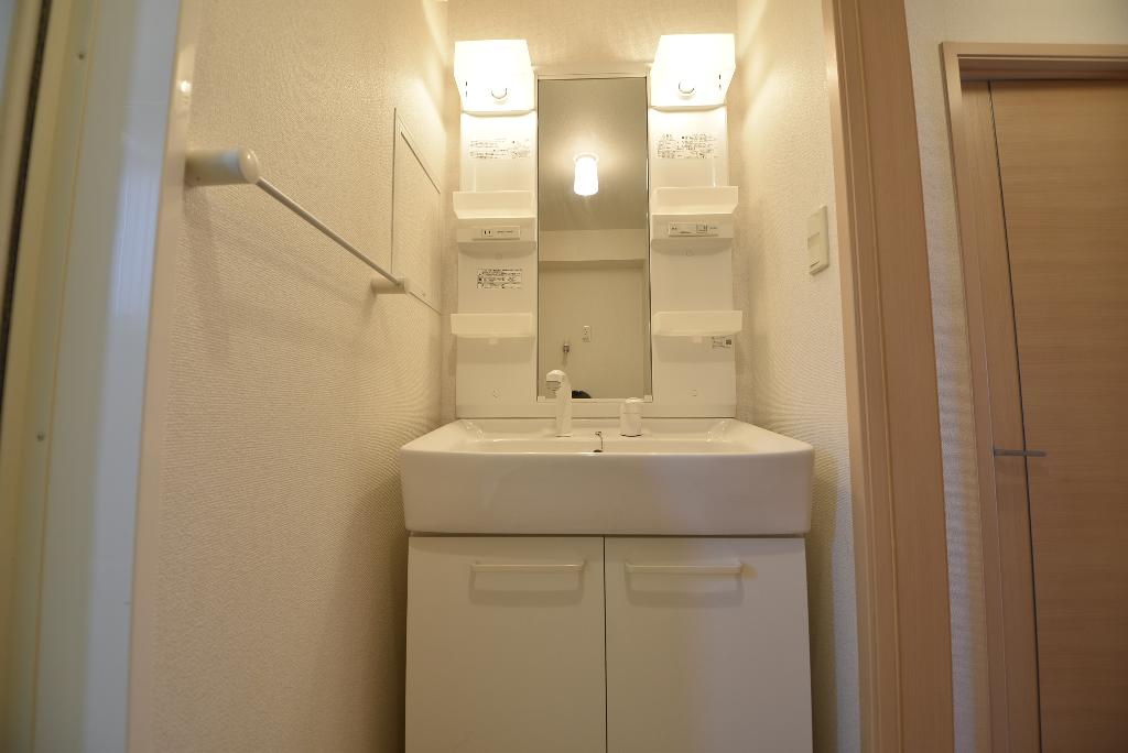 洗面設備　洗髪洗面化粧台