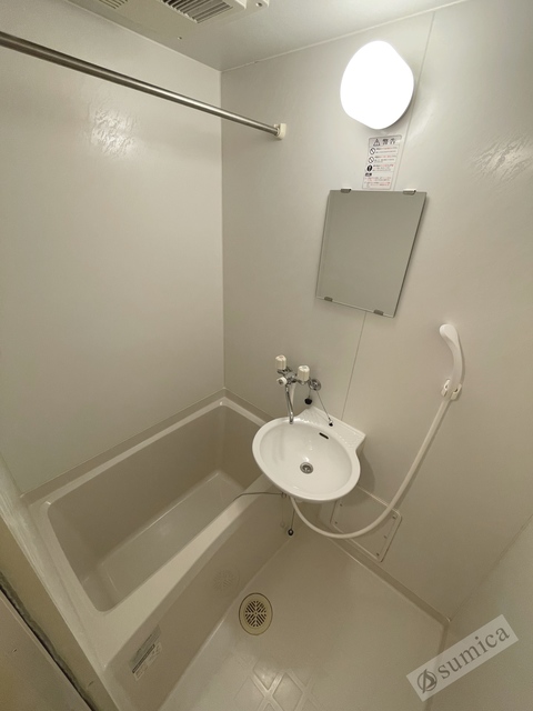 バス・シャワールーム　あったかお風呂、ひんやりお風呂、洗濯物も乾かせる浴室暖房乾燥