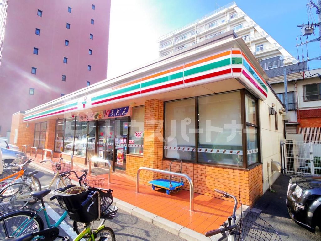 コンビニ　セブンイレブン　荒川東日暮里２丁目店（コンビニ）まで180m