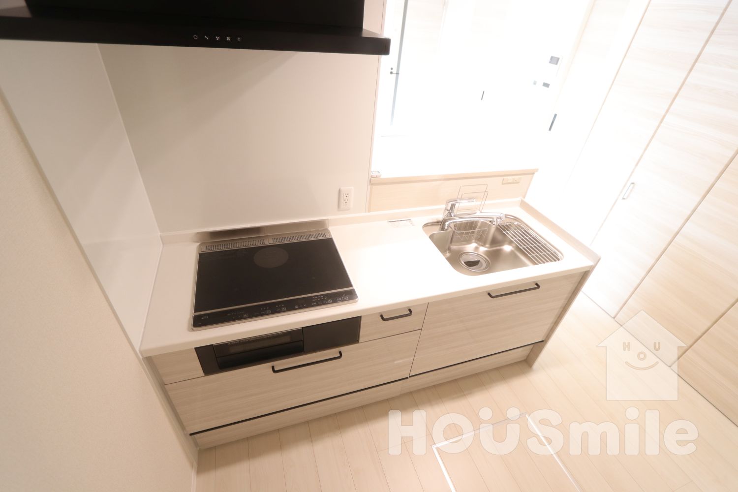 キッチン　現在建築中の為、写真は同タイプを使用