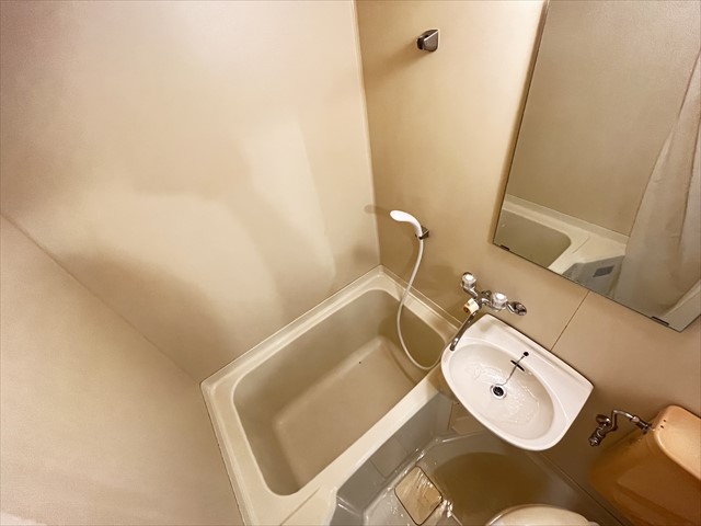 バス・シャワールーム　バスルーム