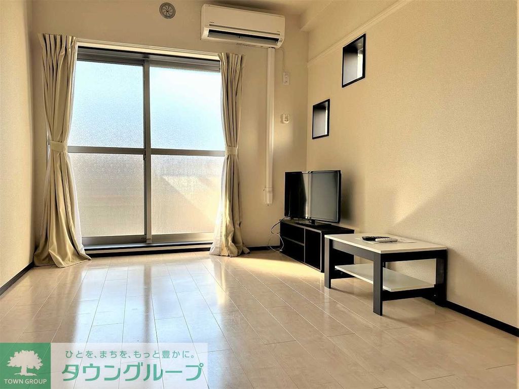 居室・リビング　2階タイプのお部屋です。