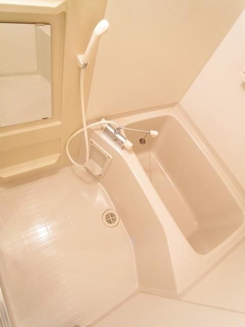 バス・シャワールーム　♪サッパリ爽快バスタイム！♪