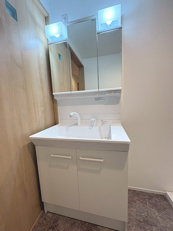 洗面設備　シャンプードレッサー付♪