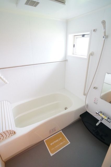 バス・シャワールーム　参考写真