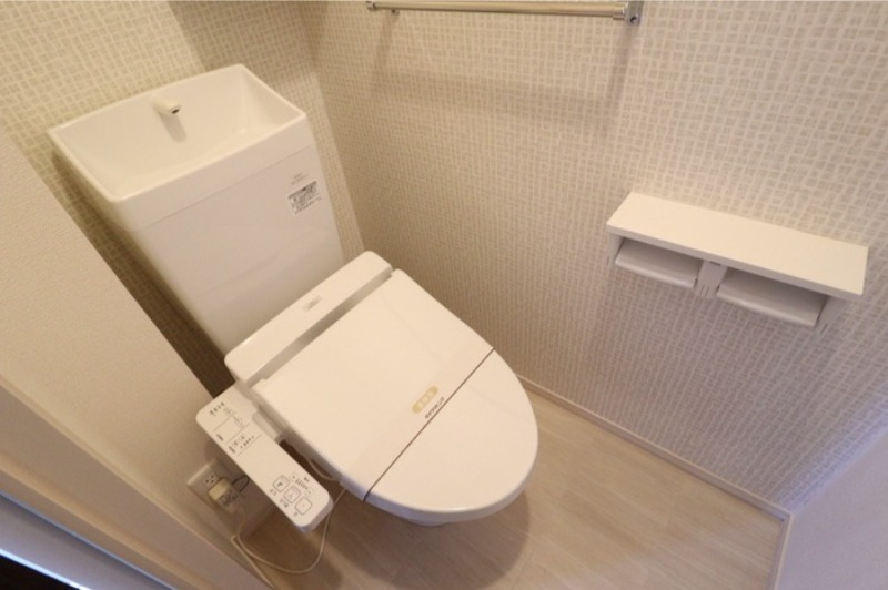 トイレ　図面と現状に相違がある場合には現状を優先