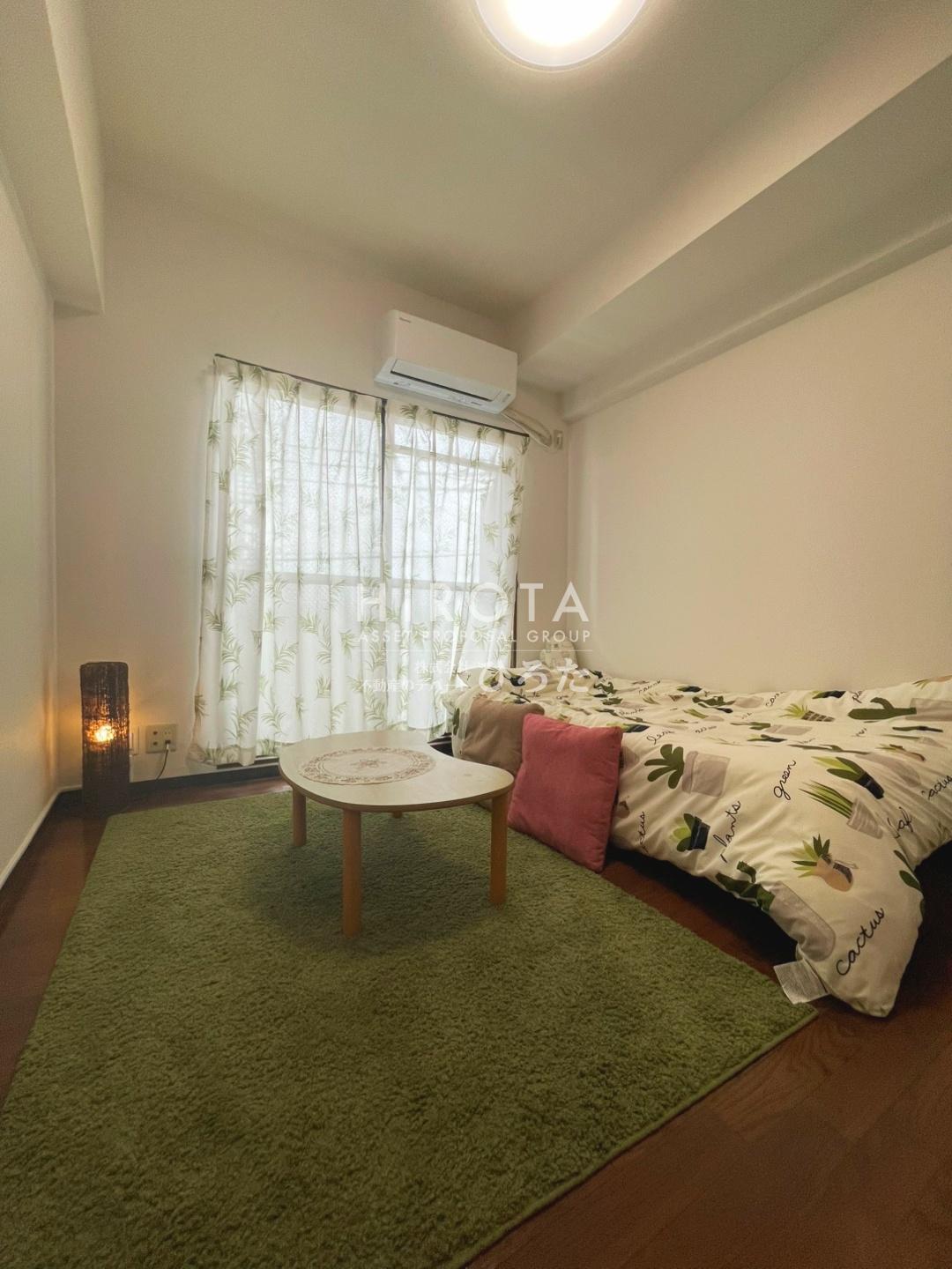 居室・リビング　※モデルルーム写真の為、入居時家具・備品等はついてきません※